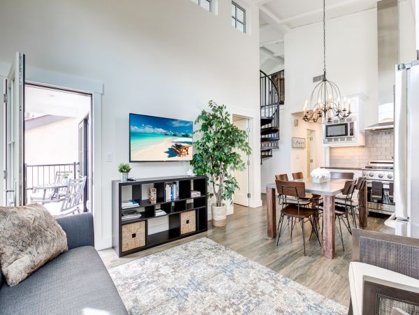 Anaheim Home 998782