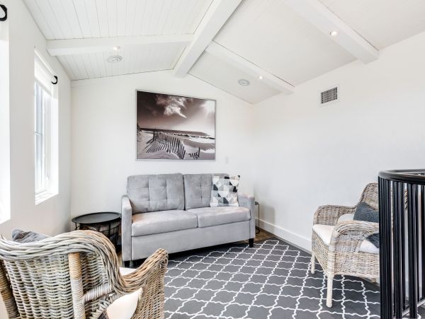Anaheim Home 998782