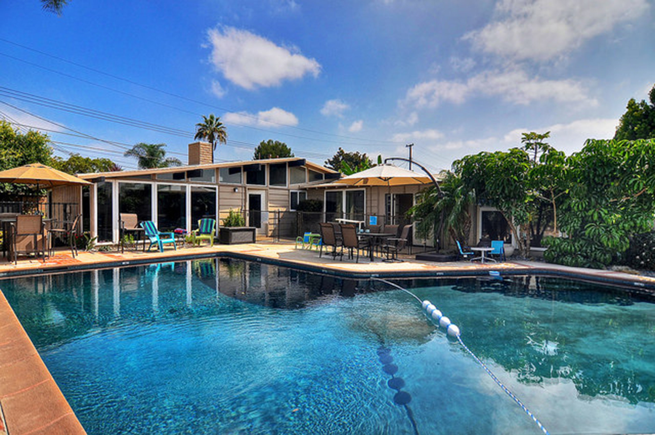 Anaheim Home 998783