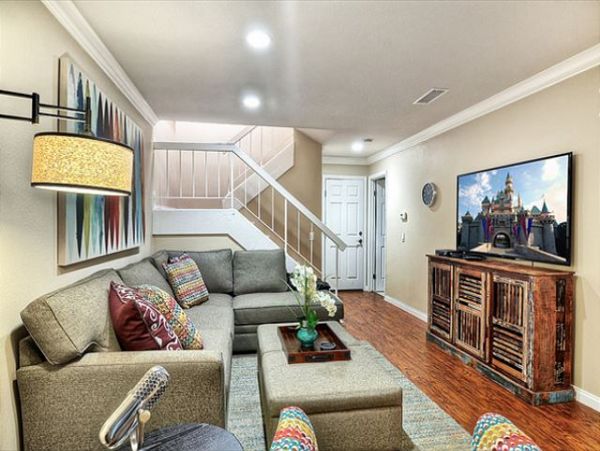 Anaheim Home 998784
