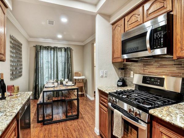 Anaheim Home 998784