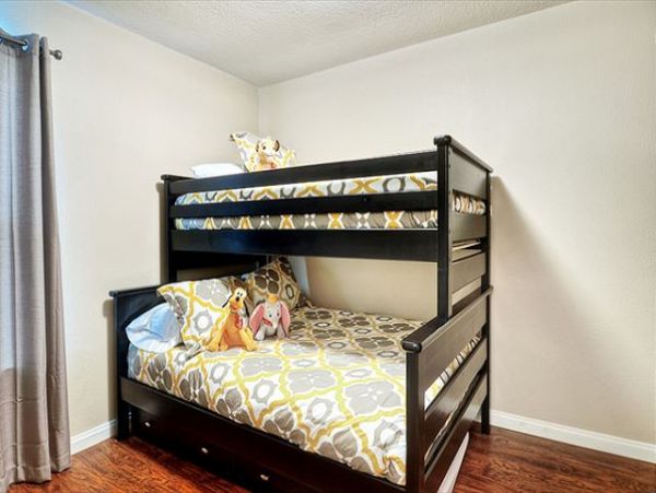 Anaheim Home 998784