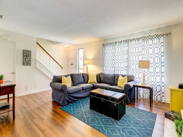 Anaheim Home 998785