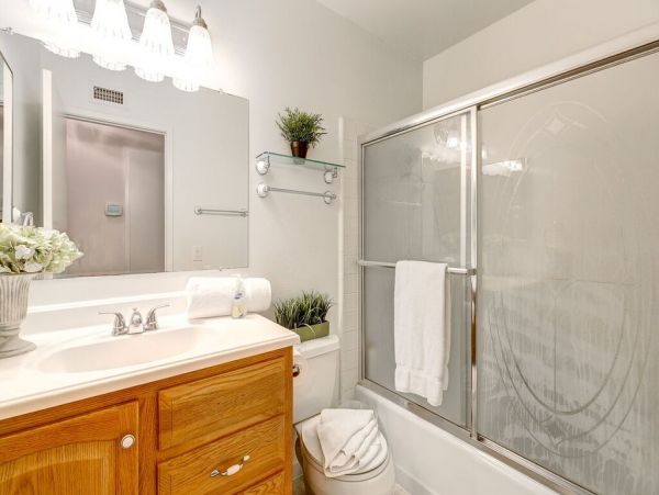 Anaheim Home 998785