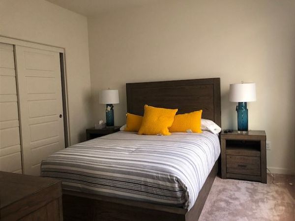Anaheim Home 998786