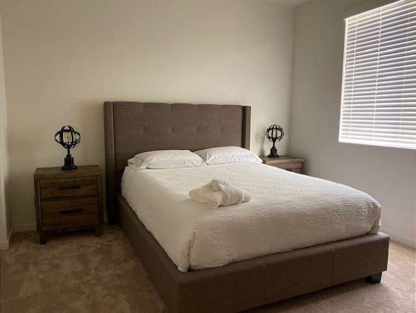 Anaheim Home 998786