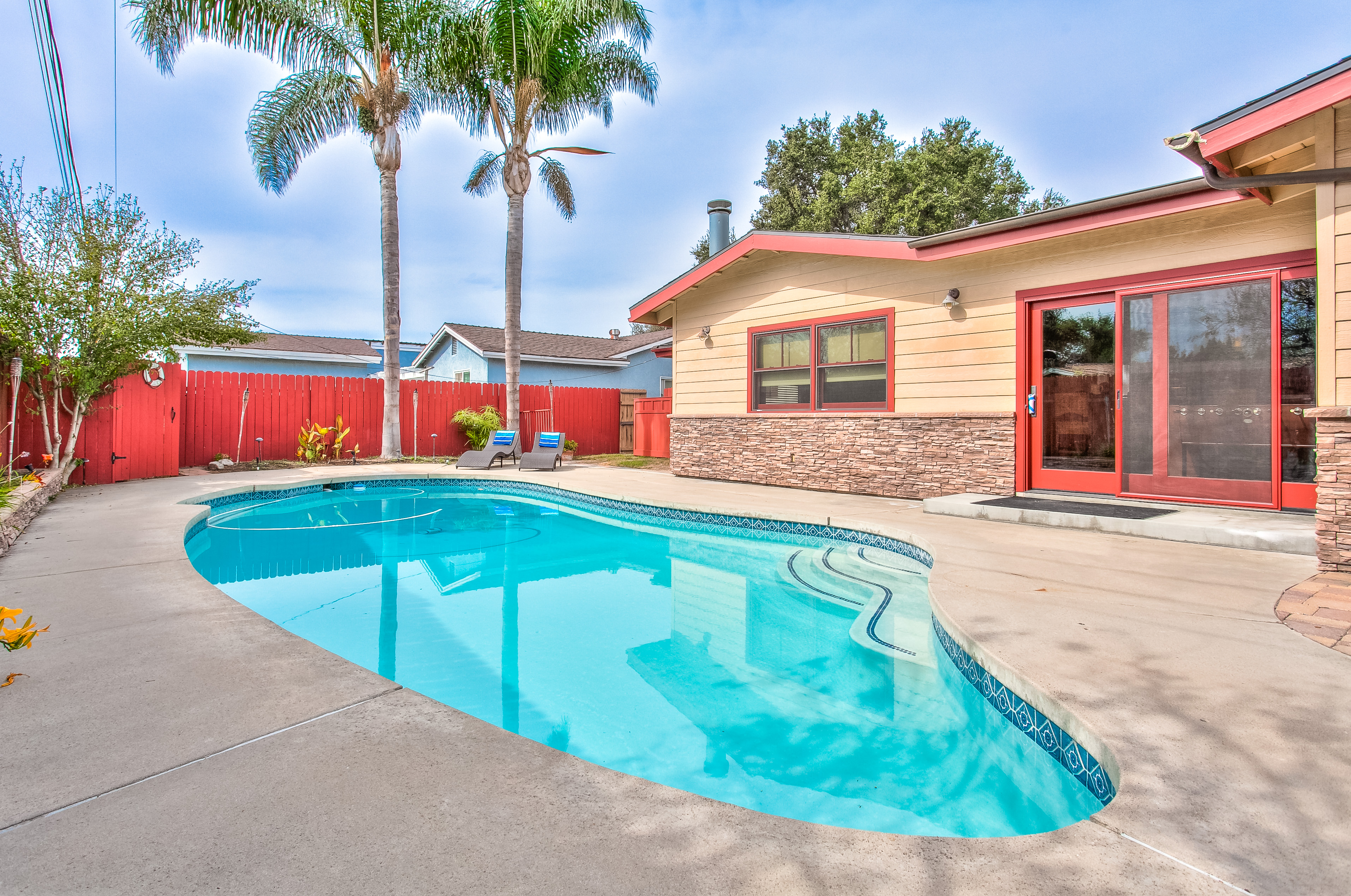 Anaheim Home 998787