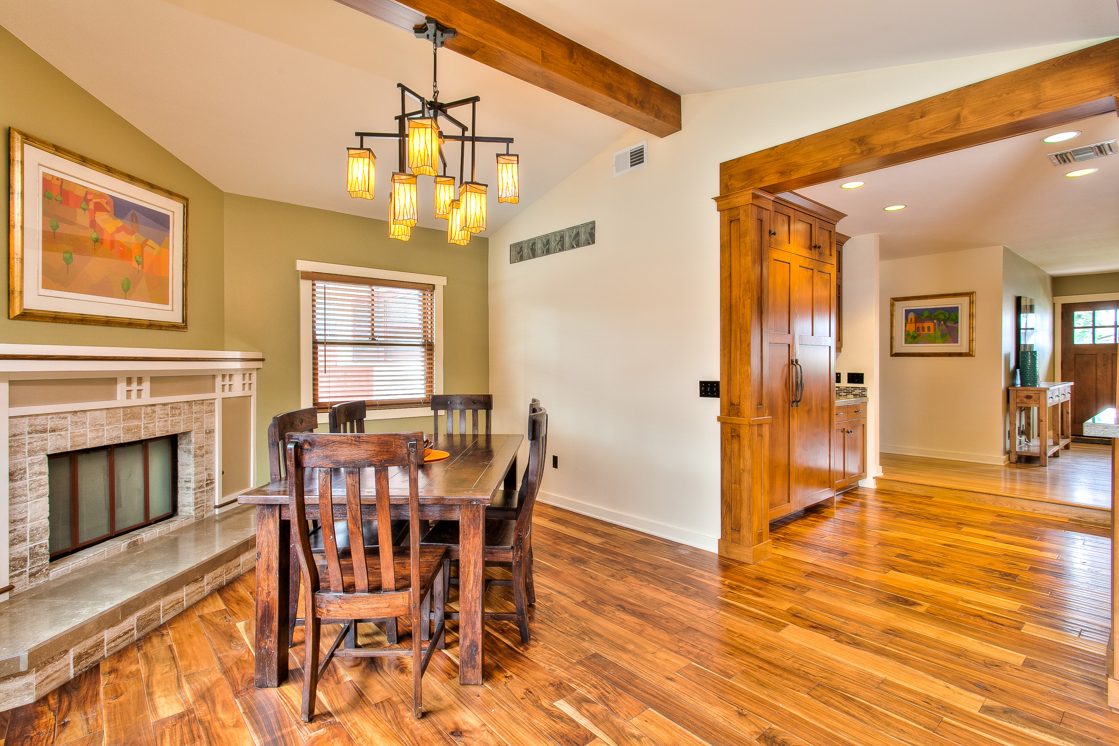 Anaheim Home 998787