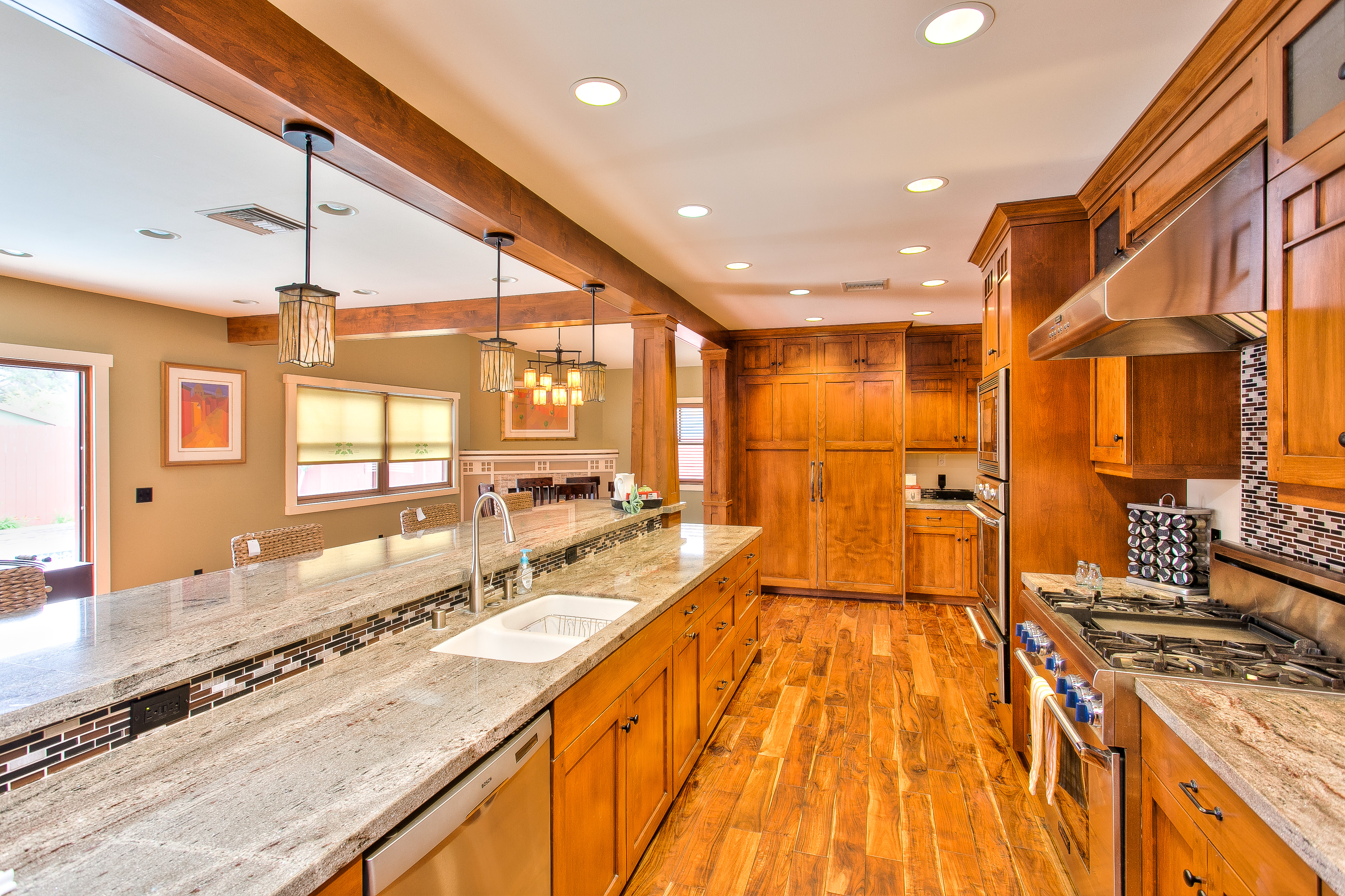 Anaheim Home 998787