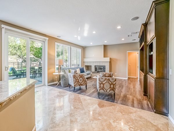 Anaheim Home 998788
