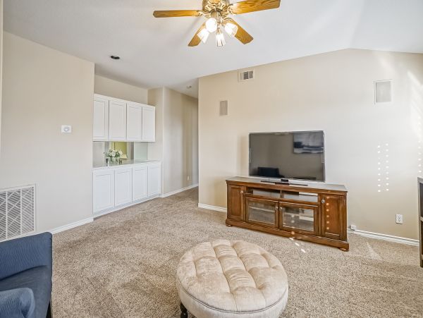 Anaheim Home 998788