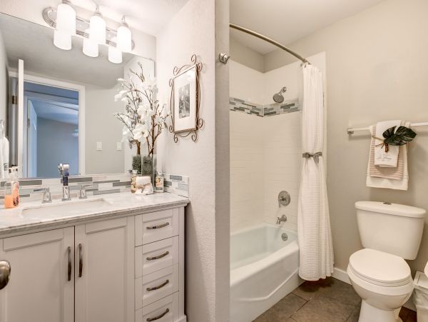 Anaheim Home 998789