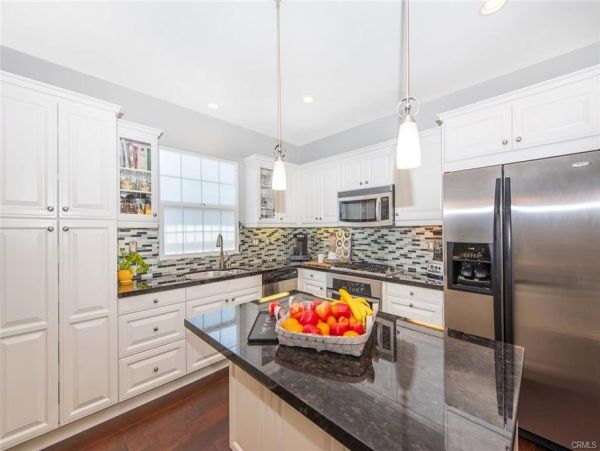 Anaheim Home 998791