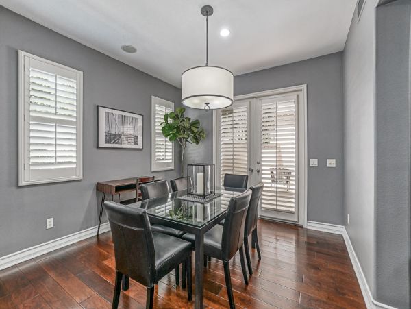 Anaheim Home 998791