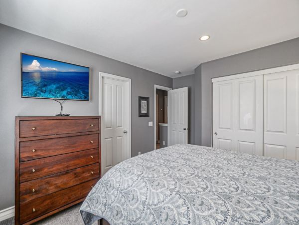 Anaheim Home 998791