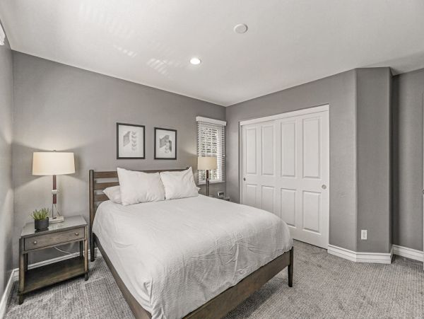 Anaheim Home 998791