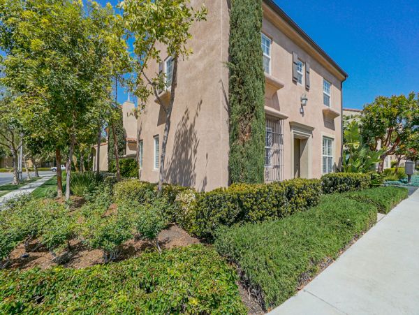 Anaheim Home 998791