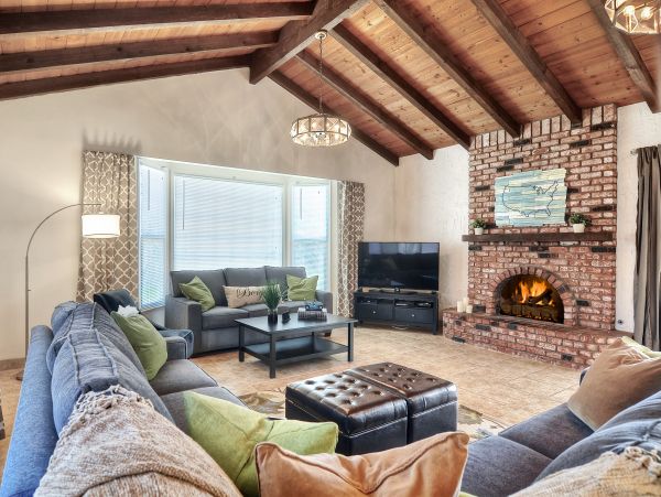 Anaheim Home 998795