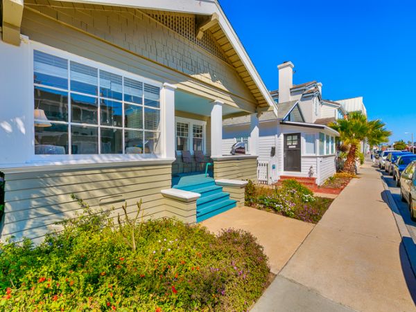 Anaheim Home 998797