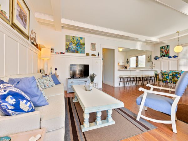 Anaheim Home 998797
