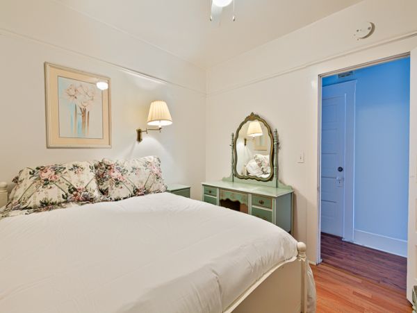 Anaheim Home 998797