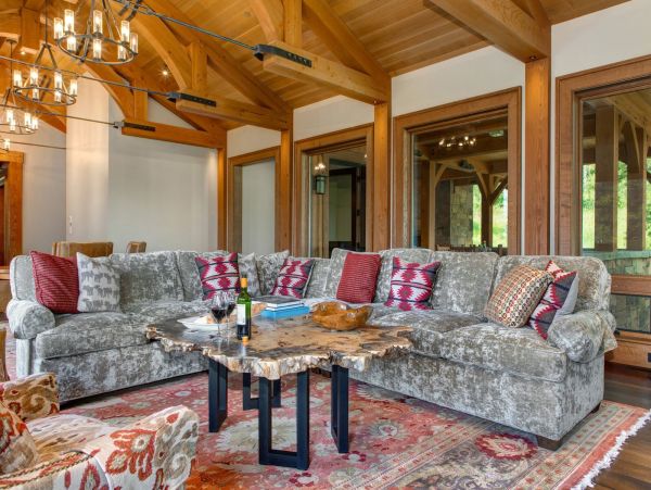 Luxurious Vacation Home in Teton Village, Ski In Ski Out