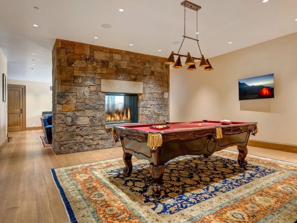 Luxurious Vacation Home in Teton Village, Ski In Ski Out