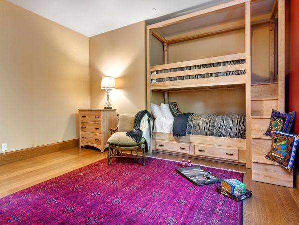 Luxurious Vacation Home in Teton Village, Ski In Ski Out