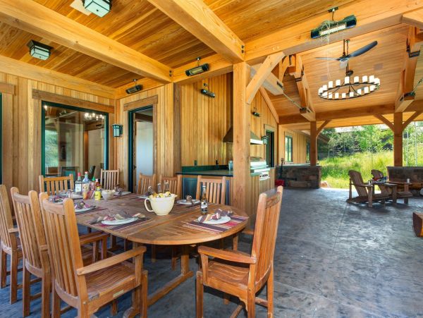 Luxurious Vacation Home in Teton Village, Ski In Ski Out