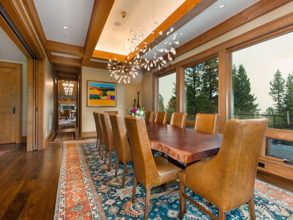 Luxurious Vacation Home in Teton Village, Ski In Ski Out
