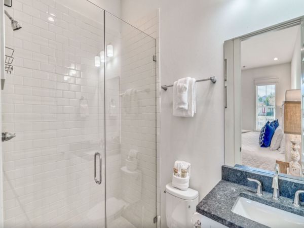 Gorgeous Vacation Home in Panama City Beach Sleeps 30 Guests