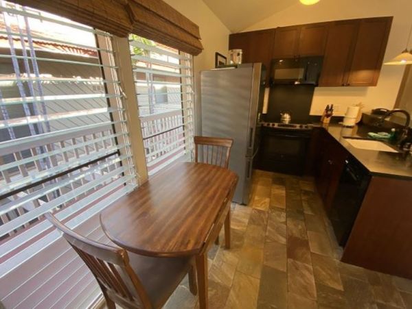 2 Bedroom Vacation Condo in Lahaina Six Guests
