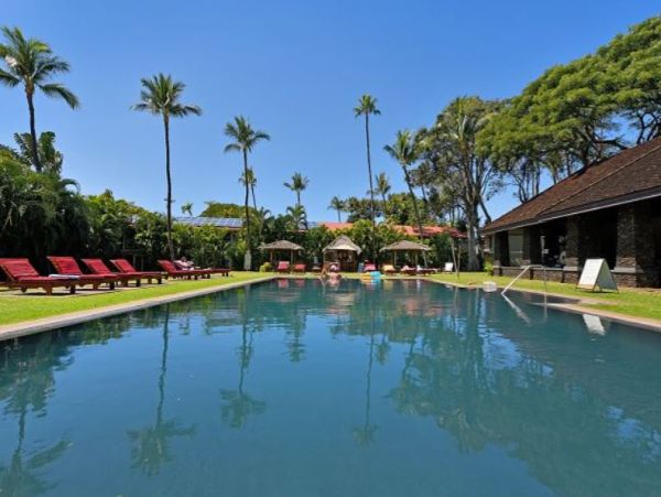 2 Bedroom Vacation Condo in Lahaina Six Guests