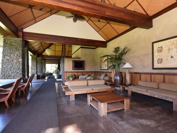 2 Bedroom Vacation Condo in Lahaina Six Guests
