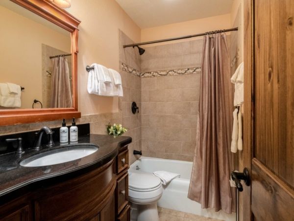 Beautiful Teton Village Vacation Condo with Mountain Views