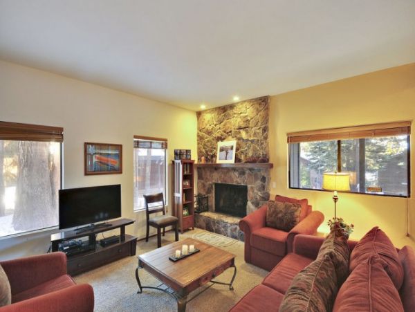 Lake Tahoe North Shore Home 999007