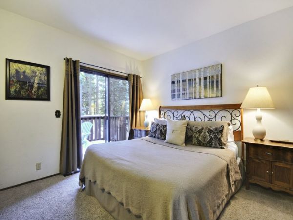 Lake Tahoe North Shore Home 999007