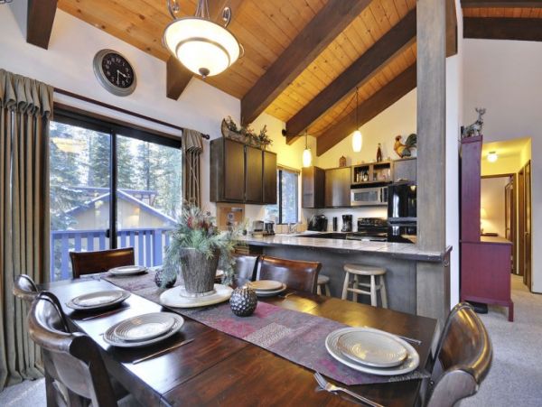 Lake Tahoe North Shore Home 999007