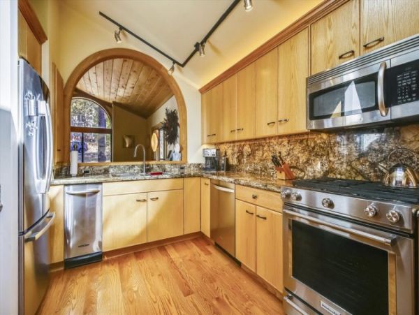 Lake Tahoe North Shore Home 999008