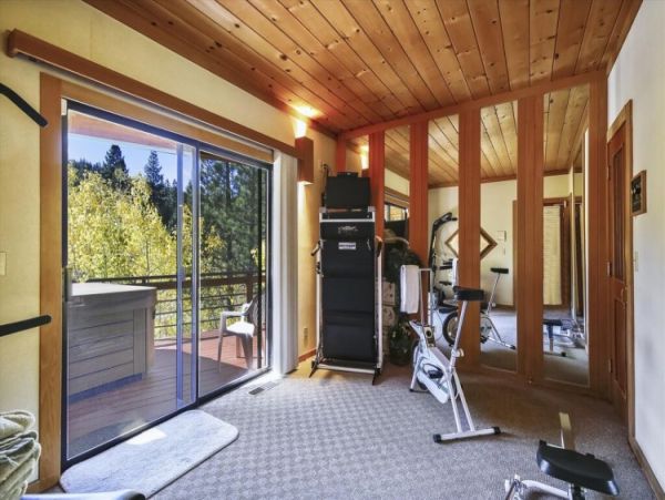 Lake Tahoe North Shore Home 999008