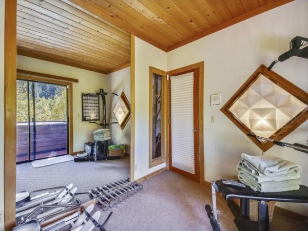 Lake Tahoe North Shore Home 999008