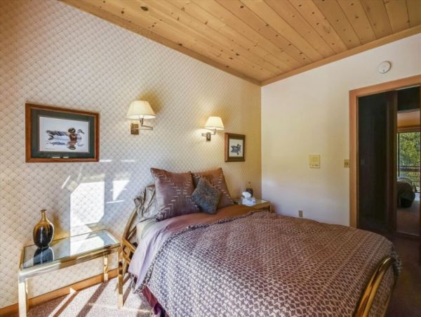 Lake Tahoe North Shore Home 999008