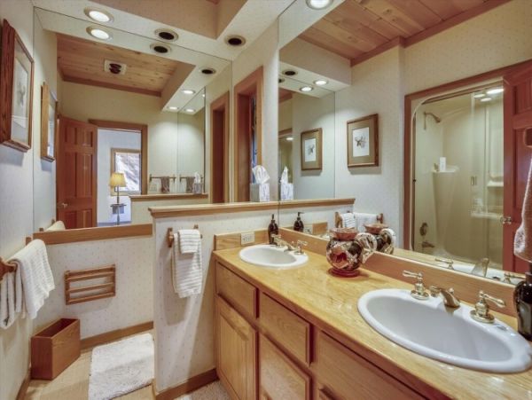 Lake Tahoe North Shore Home 999008