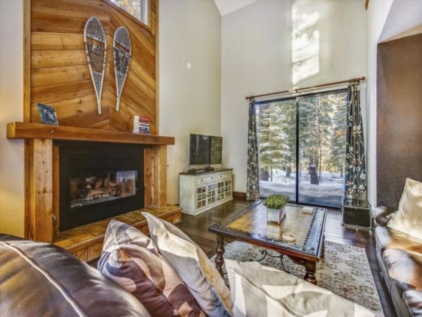 Lake Tahoe North Shore Home 999011