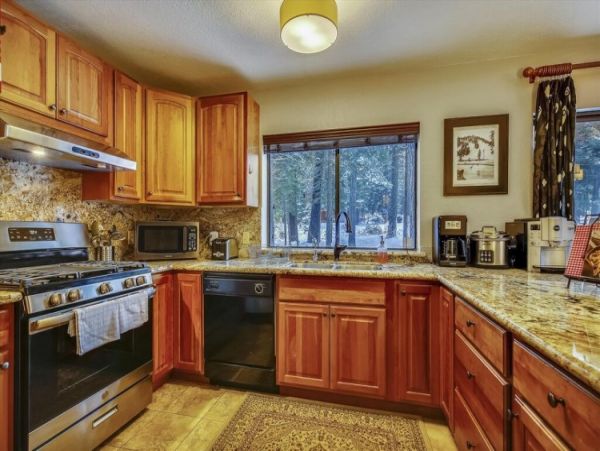 Lake Tahoe North Shore Home 999011