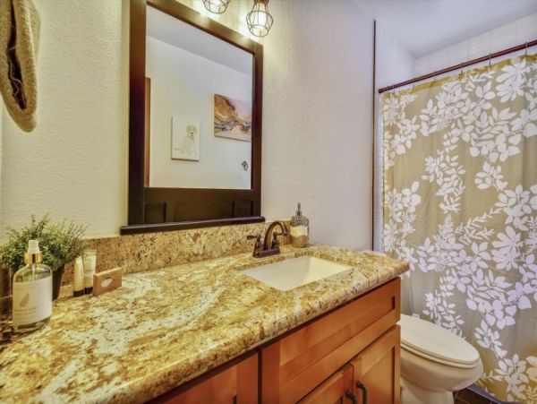 Lake Tahoe North Shore Home 999011