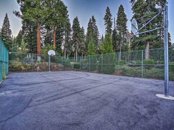 Lake Tahoe North Shore Home 999012