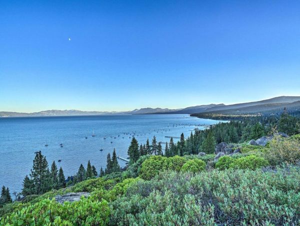 Lake Tahoe North Shore Home 999012