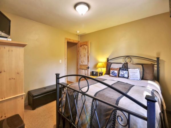 Lake Tahoe North Shore Home 999013