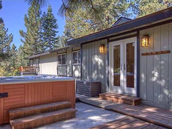 Lake Tahoe North Shore Home 999013
